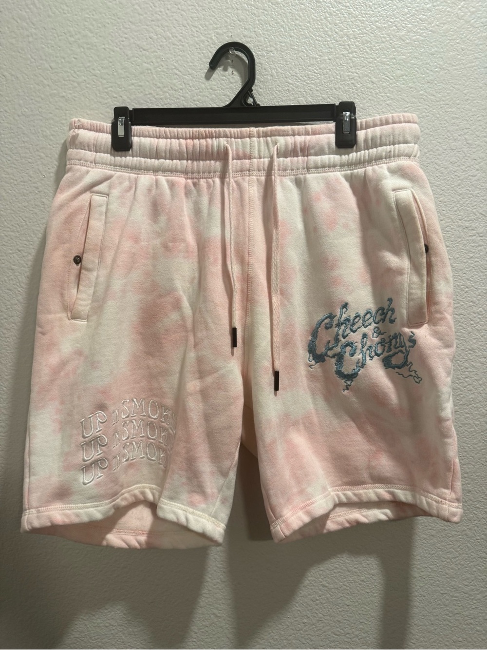 Cheech & Chong Up in Smoke Shoe palace Pink/White tie dye short